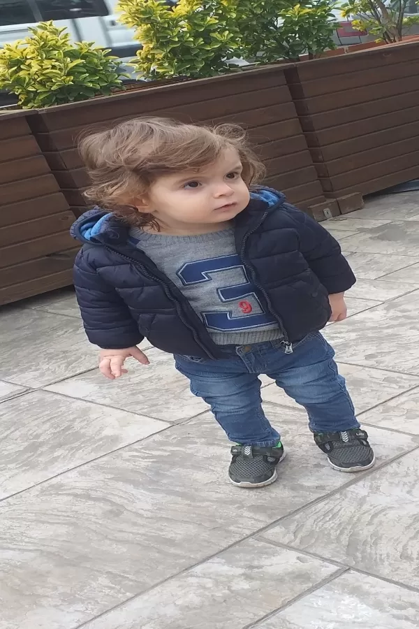 90699