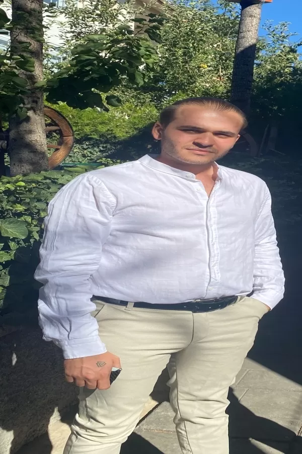 48598