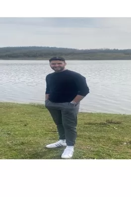 Yaşar K., 32 yaşında