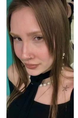 Naz K., 23 yaşında