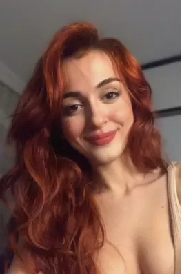 Kübra Ç., 26 yaşında, İstanbul