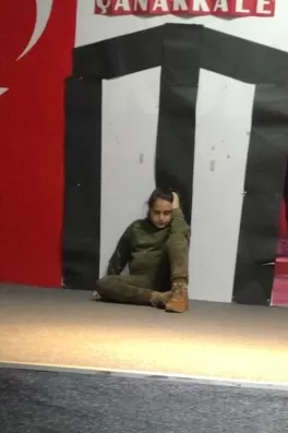 Tan E., 15 yaşında