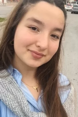 Esila A., 16 yaşında, Antalya