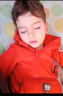 Ahmet, 6 yaşında, İzmir