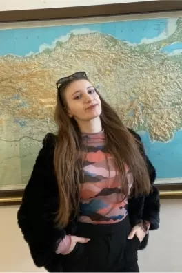 Fatma Y., 25 yaşında
