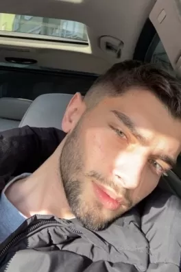 Furkan Ö., 22 yaşında, İstanbul