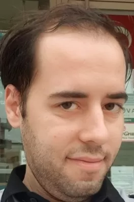 Ethem T., 31 yaşında, İzmir