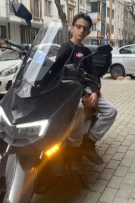 Berkay E., 16 yaşında, İstanbul
