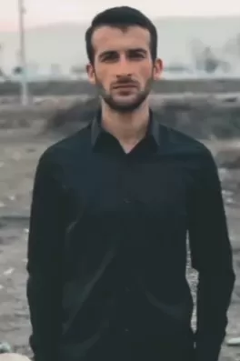 Farız Ö., 23 yaşında