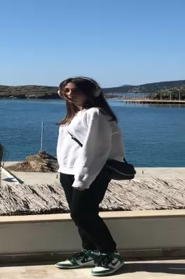 İris A., 17 yaşında, İstanbul
