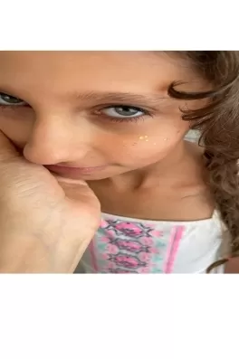 Azra Y., 12 yaşında