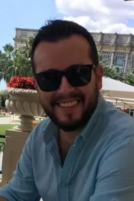 Ömer Ş., 41 yaşında, İstanbul