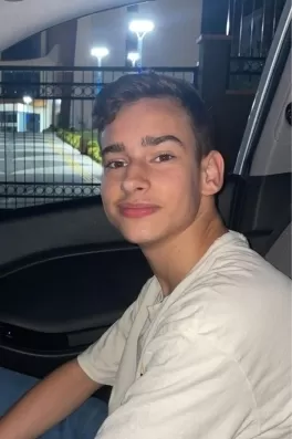 Eren S., 18 yaşında, İstanbul