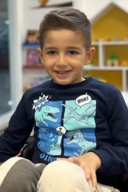 Esat Ş., 8 yaşında, İstanbul