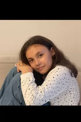 Mihrimah Y., 12 yaşında, İstanbul