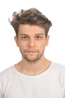 Zafer P., 25 yaşında, İstanbul