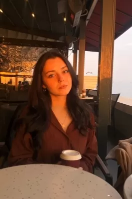 Gamze D., 23 yaşında, İstanbul