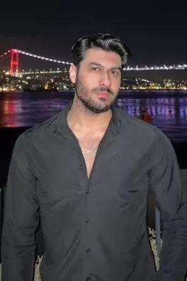 Uygar Ş., 25 yaşında, İstanbul