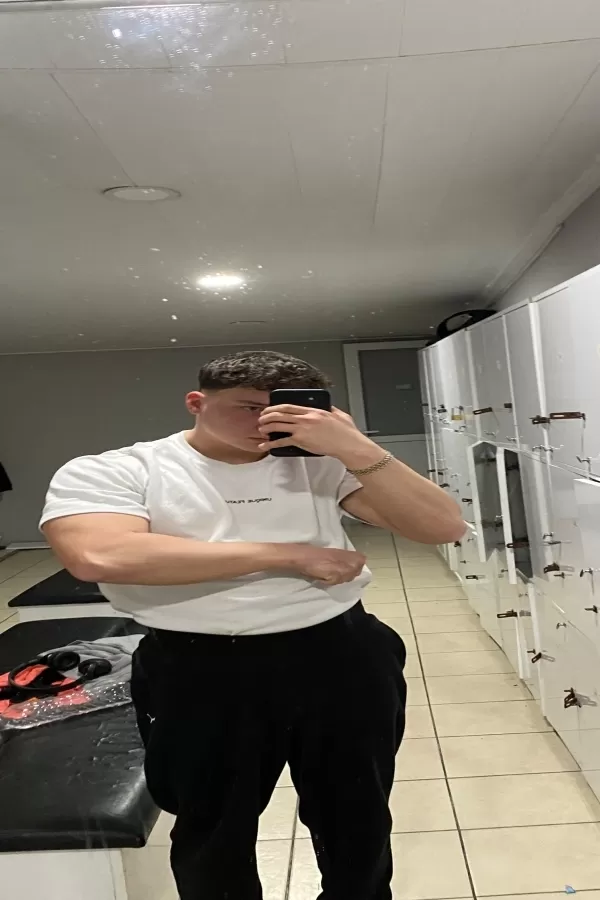 61810