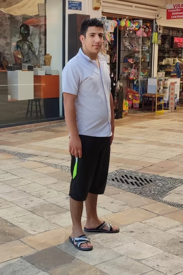 52245
