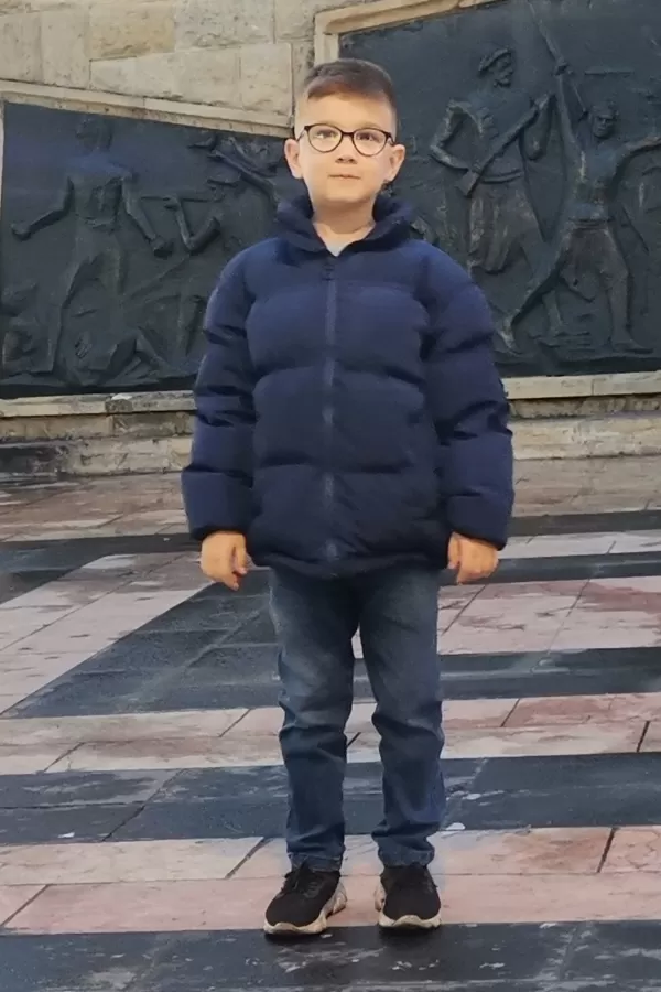 30735