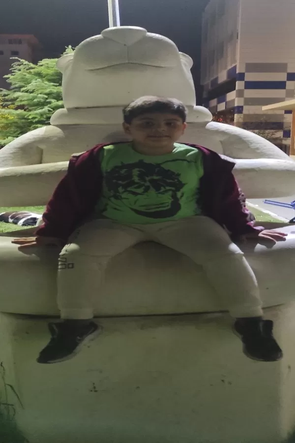 58872