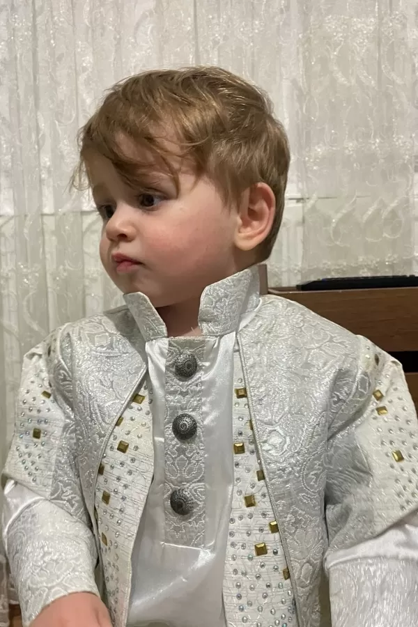 100799