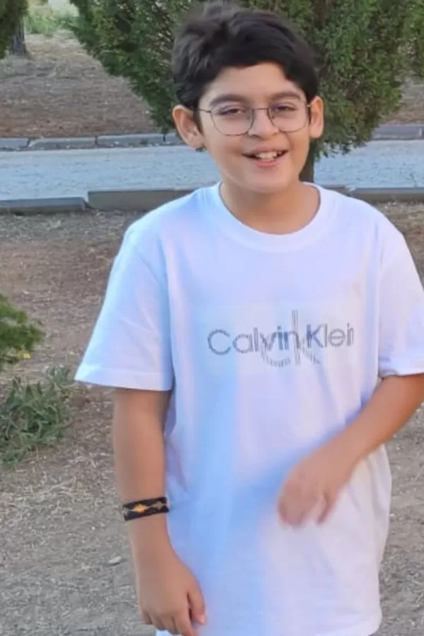 61897