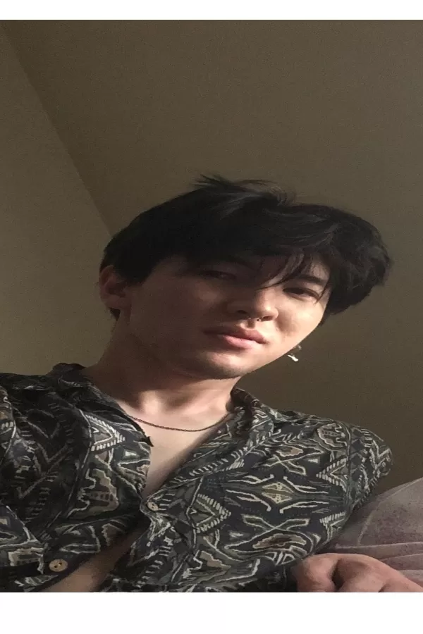 77484
