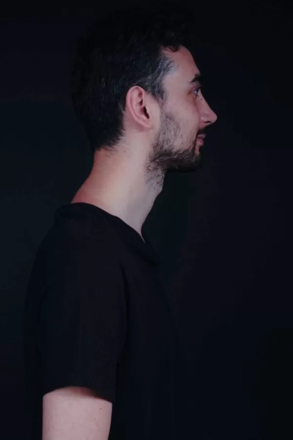 45568