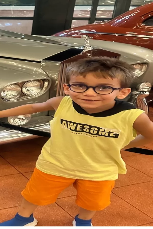 21834