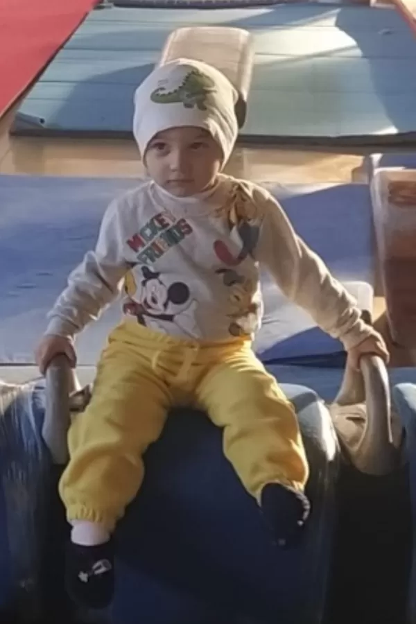 102556
