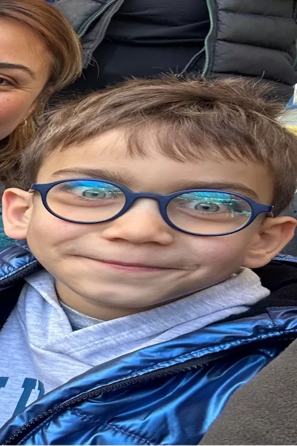 21834