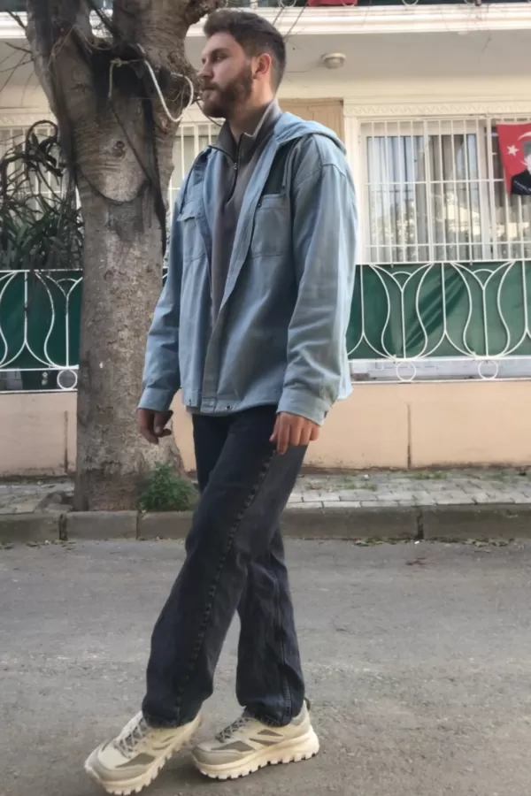 103836