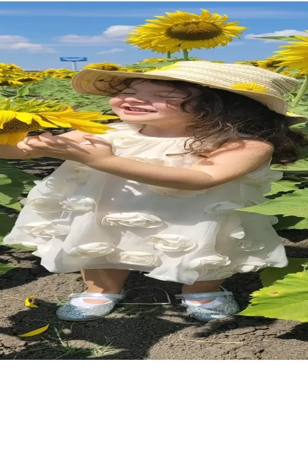 57928