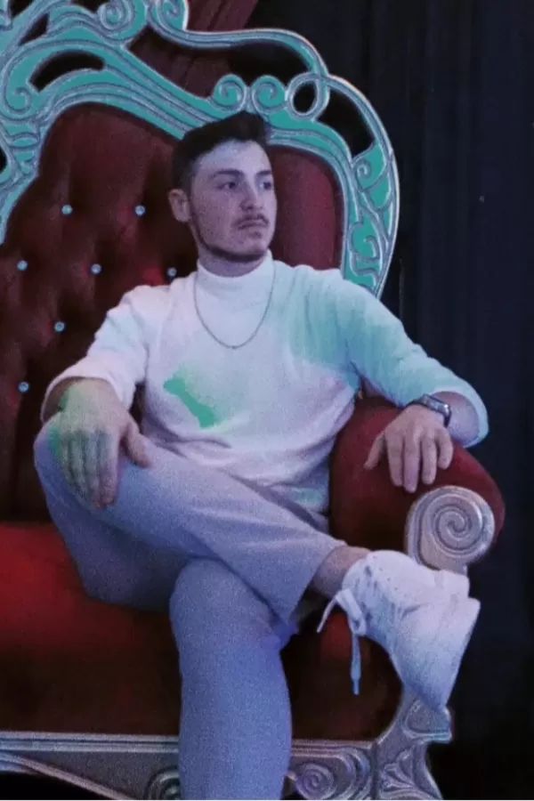 61995