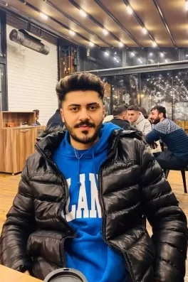 Talha G., 22 yaşında, İstanbul