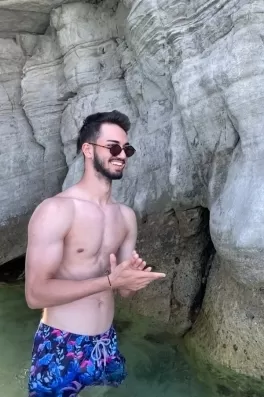 Barış Ü., 23 yaşında, İzmir