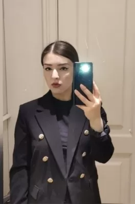 Esra Ç., 29 yaşında, İstanbul