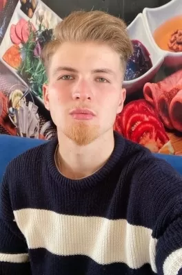 Ömer D., 23 yaşında, İstanbul