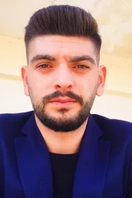 Emre A., 30 yaşında, İzmir