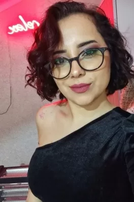 Hicret Ç., 25 yaşında, İstanbul