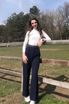 Melisa T., 22 yaşında, Ankara