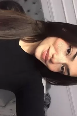 Esma O., 19 yaşında, İstanbul