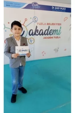 Ömer B., 15 yaşında, İstanbul