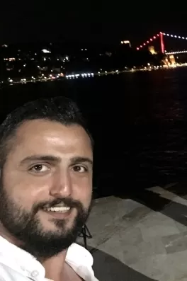 Mehmet E., 33 yaşında, İstanbul