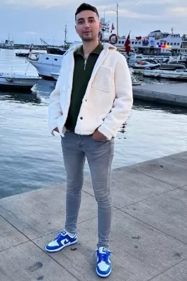 Tayfun A., 28 yaşında, İstanbul