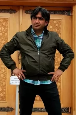 Haydar, 45 yaşında, Ankara