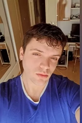 Mert T., 24 yaşında, İstanbul