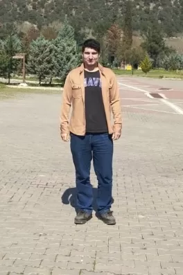 Umut Y., 23 yaşında, İstanbul